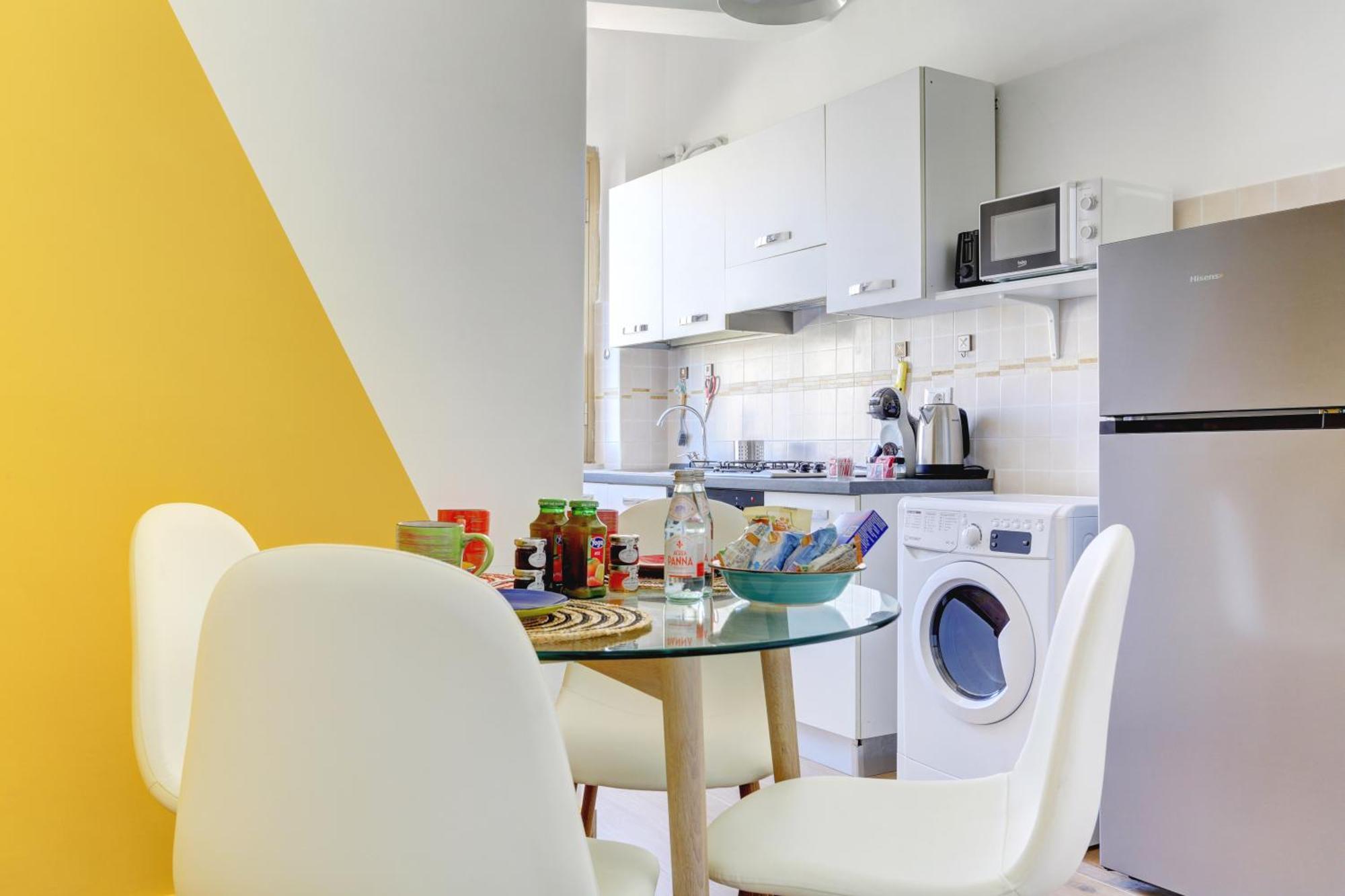 Furio Camillo - Metro A - Netflix Apartamento